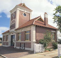 Merredin Town Hall - Kingaroy Accommodation