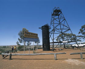 Bayleys Reward Fly Flat - Kingaroy Accommodation 0