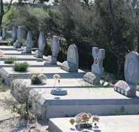 Corrigin Dog Cemetery - Kingaroy Accommodation