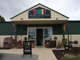 Artel Gallery And Giftware - Kingaroy Accommodation 0