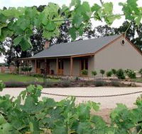 VineCrest Fine Barossa Wine - Kingaroy Accommodation