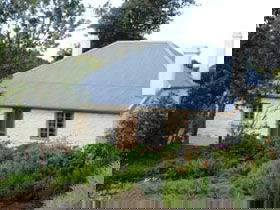 Dingley Dell Cottage - Kingaroy Accommodation 0