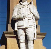 Beaudesert War Memorial - Kingaroy Accommodation