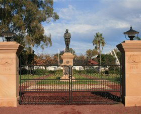 Dalby War Memorial And Gates - Kingaroy Accommodation 0