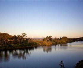 Lake Wivenhoe - Kingaroy Accommodation 0