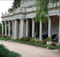 Beleura - The House  Garden - Kingaroy Accommodation