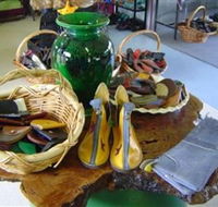 IshShoes - Kingaroy Accommodation
