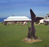Robert Ulmann Studio - Kingaroy Accommodation