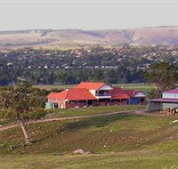 Bacchus Hill Winery - Kingaroy Accommodation