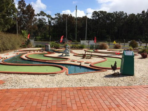 Illawarra Golf Complex - Kingaroy Accommodation 3