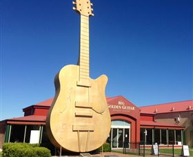 Big Golden Guitar Tourist Centre - Kingaroy Accommodation 1