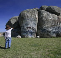 Thunderbolts Rock - Kingaroy Accommodation
