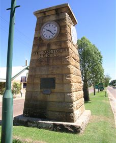 Major Mitchell Memorial - Kingaroy Accommodation 0