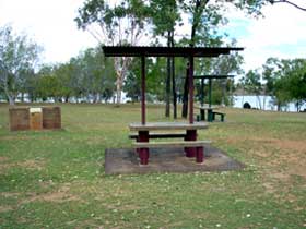 Theresa Creek Dam - Kingaroy Accommodation 1