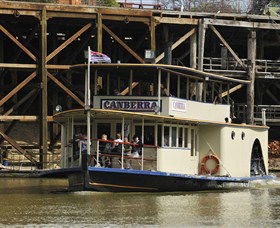 Paddlesteamer Canberra - Kingaroy Accommodation 1