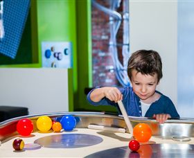 Twisted - Science At Play - Kingaroy Accommodation 3