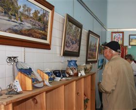 Peak Hill Art Gallery - Kingaroy Accommodation 1