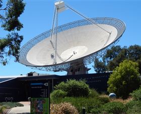 CSIRO Parkes Radio Telescope - Kingaroy Accommodation 5