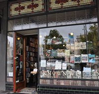 The Known World Bookshop  Boutique City Apartment - Kingaroy Accommodation