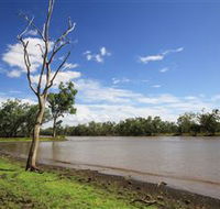 Lake Victoria - Kingaroy Accommodation