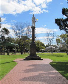 Goondiwindi War Memorial - Kingaroy Accommodation 1