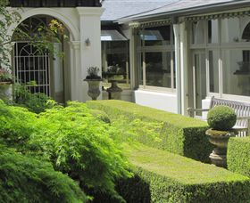 Duneira, Mt Macedon - Kingaroy Accommodation 6