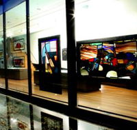 National Art Glass Collection - Kingaroy Accommodation