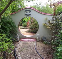 Black Dragon Gardens Wulong Yuan - Kingaroy Accommodation