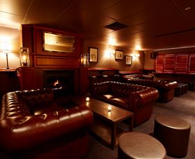 Civic Pub - Kingaroy Accommodation 2