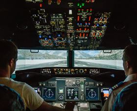 Jet Flight Simulator Canberra - Kingaroy Accommodation 4