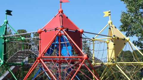 Fadden Pines Playground - Kingaroy Accommodation 3