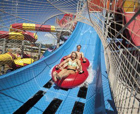 Wet 'n' Wild Sydney - Kingaroy Accommodation 0