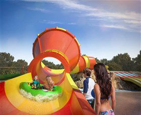 Wet 'n' Wild Sydney - Kingaroy Accommodation 3