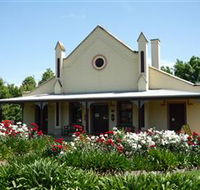 Quondong Cottage - Kingaroy Accommodation