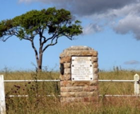 Hume And Hovell Monument Appin - Kingaroy Accommodation 0