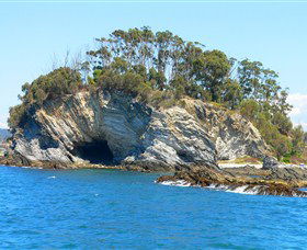 Kayaking Batemans Bay - Kingaroy Accommodation 1