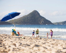 Fingal Bay Beach - Kingaroy Accommodation 0