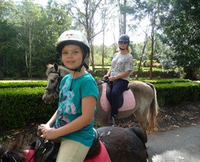 Port Macquarie Horse Riding Centre - Kingaroy Accommodation 2