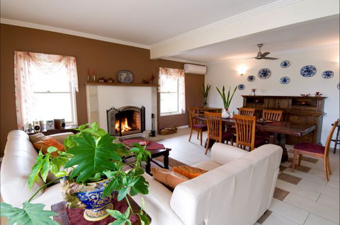Villa Cavour Bed And Breakfast - Kingaroy Accommodation 5