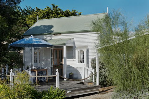 Beach Huts Middleton - Kingaroy Accommodation 26