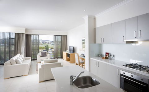 Mercure Kooindah Waters Central Coast - Kingaroy Accommodation 2