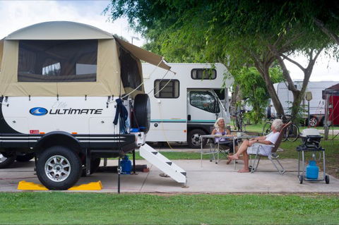 Noosa River Holiday Park - Kingaroy Accommodation 1