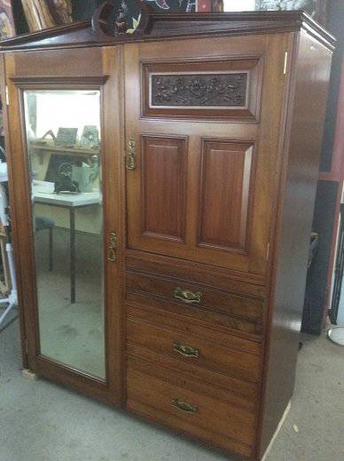 Virgil’s Touchwood Artisans’ Village - Kingaroy Accommodation 0