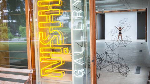 Nishi Gallery - Kingaroy Accommodation 0