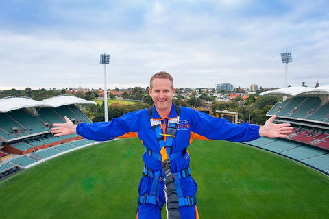 RoofClimb Adelaide Oval Experience - Kingaroy Accommodation 6