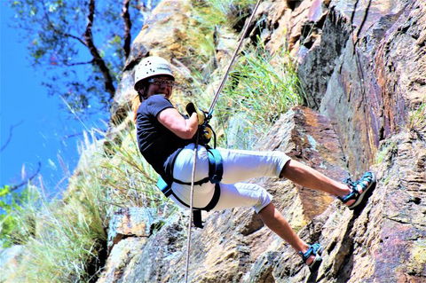 Abseiling The Kangaroo Point Cliffs In Brisbane - Kingaroy Accommodation 3