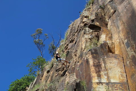Abseiling The Kangaroo Point Cliffs In Brisbane - Kingaroy Accommodation 2