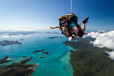 Airlie Beach Tandem Skydive - Kingaroy Accommodation 7