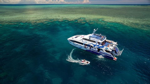 AquaQuest Great Barrier Reef Diving And Snorkeling Cruise From Port Douglas - Kingaroy Accommodation 1