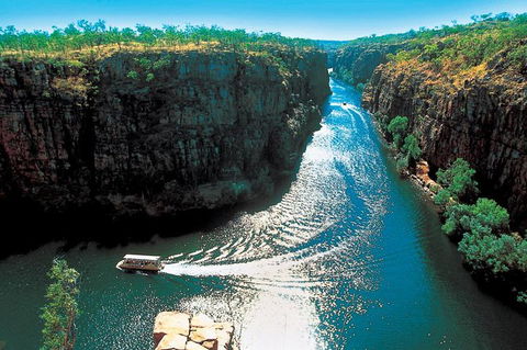 Katherine Gorge Fly, Helicopter & Cruise Tour From Darwin - Kingaroy Accommodation 1